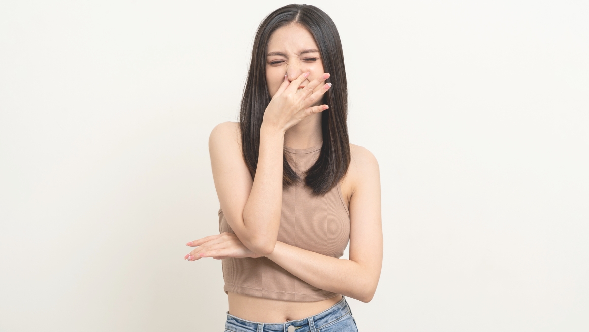 Eat These Foods to Fight Bad Breath (& Avoid This List of Foods That Cause It)