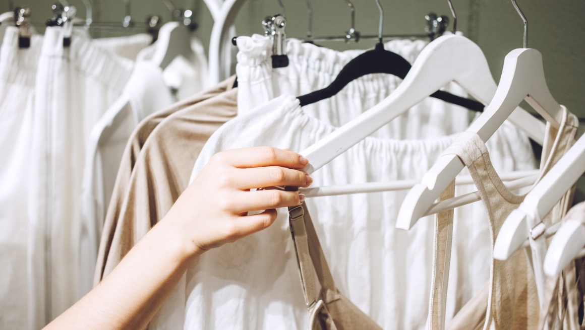 Sustainable Fashion: Building an Eco-Friendly Wardrobe