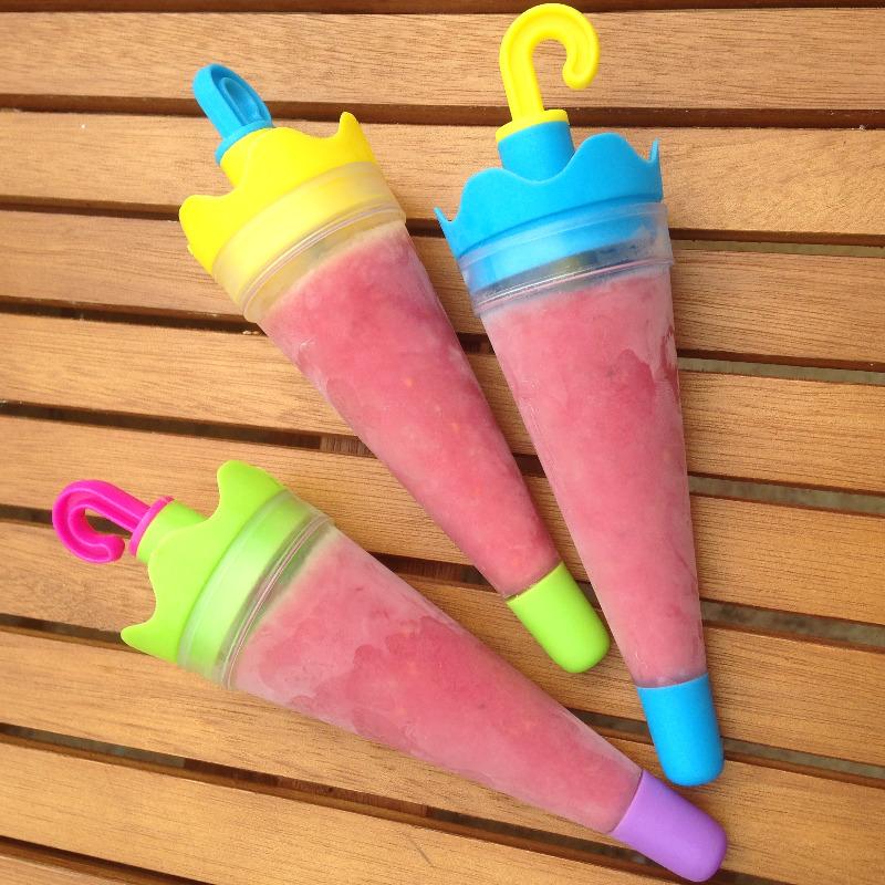 Here's our delicious 3-ingredient homemade ice lollies - so easy to make and fun for kids too